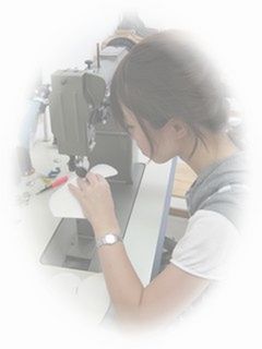 Student1�A�C��苳���̐��k����B�~�V���ł̖D�����ł��B